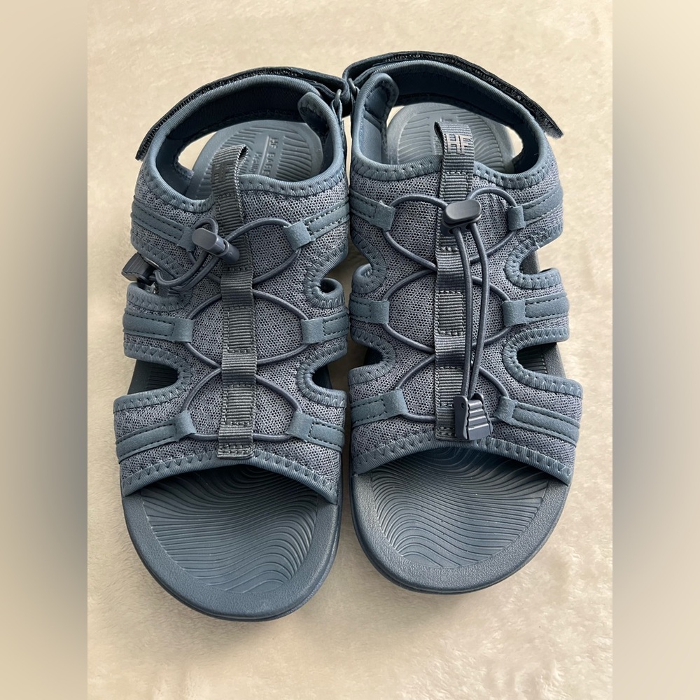 Hike Footwear NWOT Unisex Blue Ergonomic Ultra Lightweight Baresandals Sandals